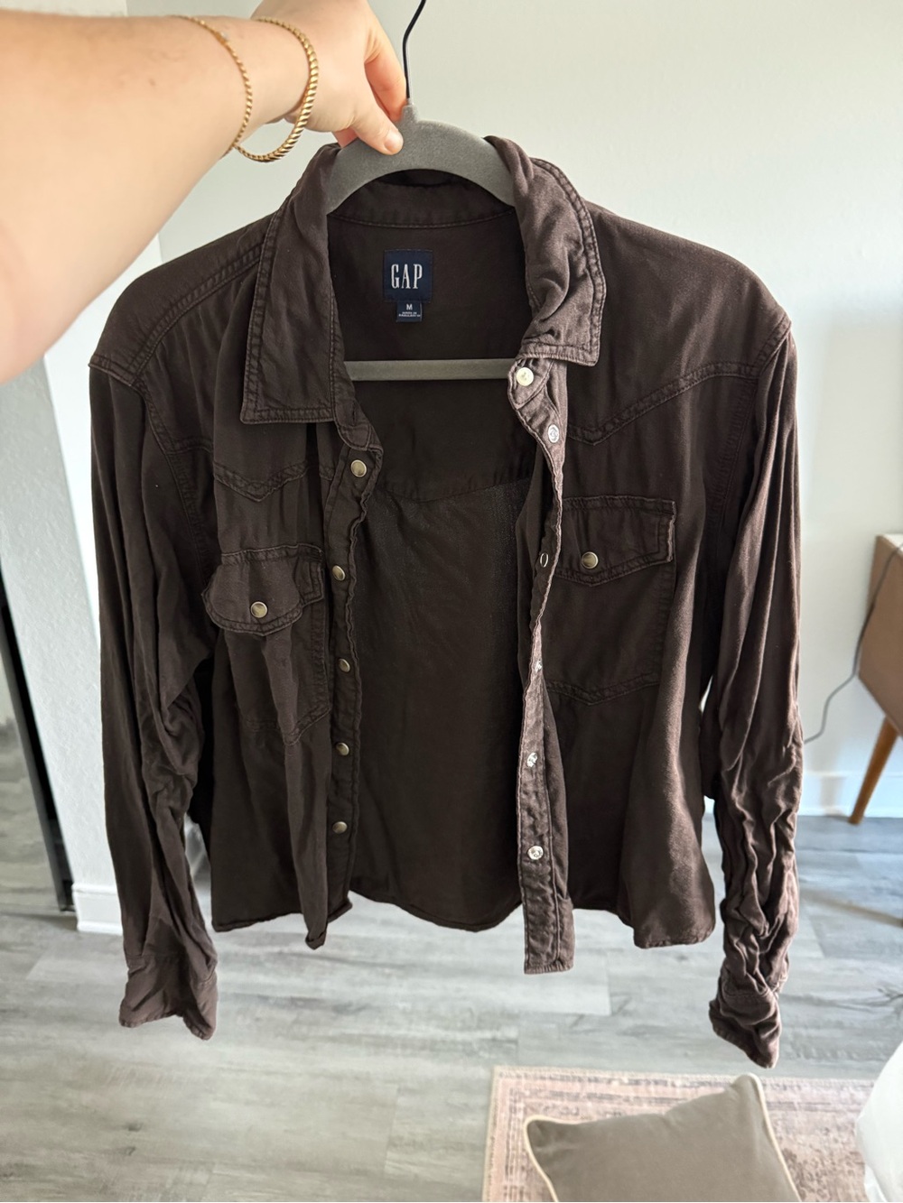 GAP women’s Chocolate Brown Casual Button-Down Shirt